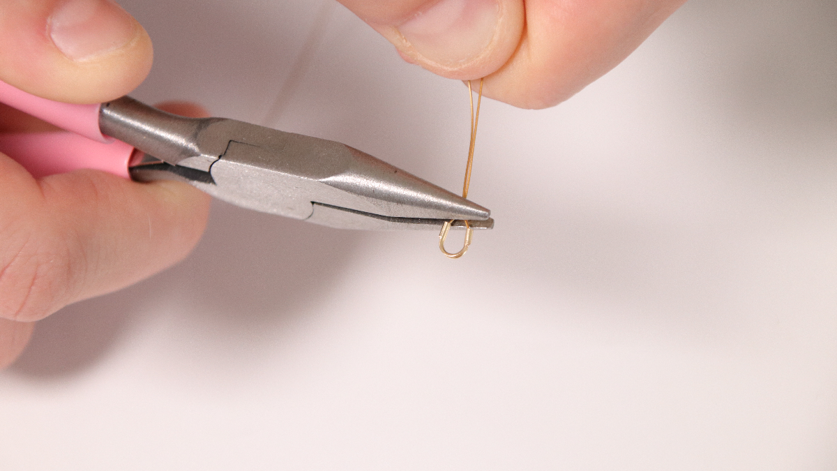 DIY Pulsera de perlas de estrella de oro y turquesa : Paso 3