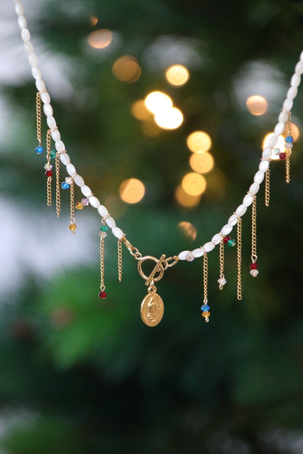 DIY collar de olivas de nácar, cadenas y peonzas Preciosa