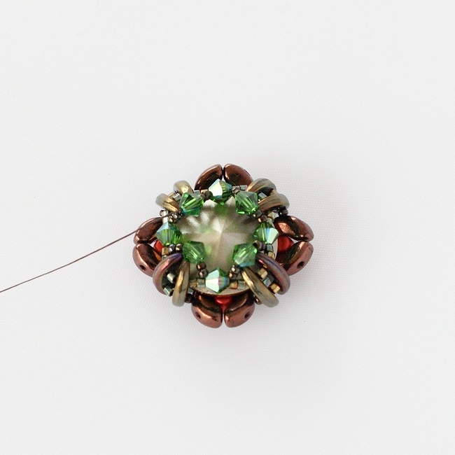 pulsera de verano indio con perlas © Arcos y Minos © Shapers PureCrystal : Paso 7