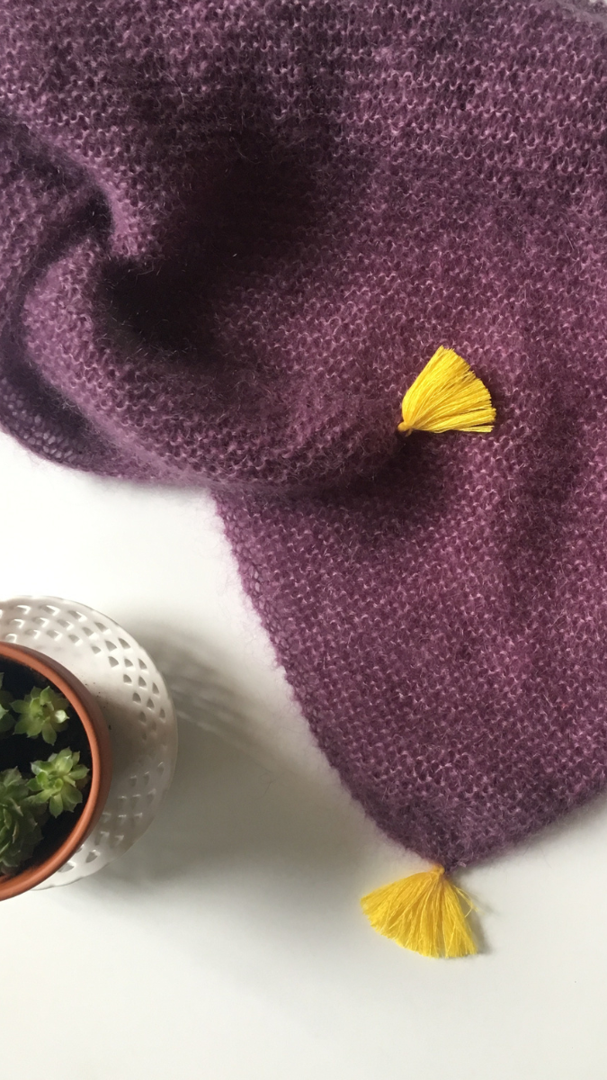 Esquema DIY de tejer - chal de moda con lana borlas mohair y seda