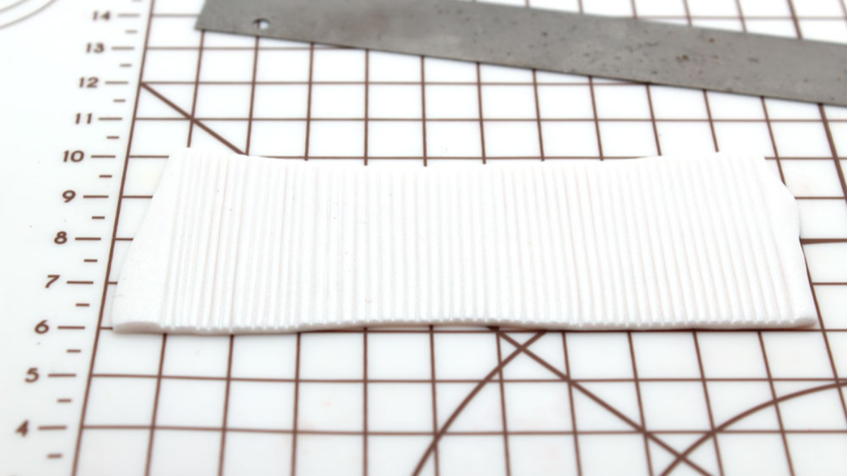 Pendientes de arcilla polimérica perlada y rayada : Paso 1