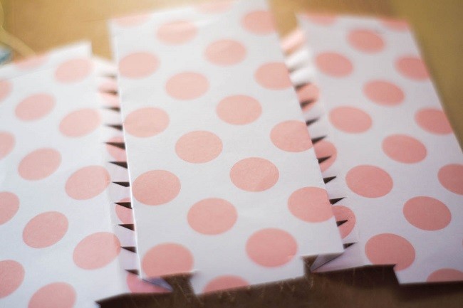 Tutoriales de bricolaje: Cómo hacer galletas de Navidad : Paso 5 Tutoriales de bricolaje: Cómo hacer galletas de Navidad : Paso 5