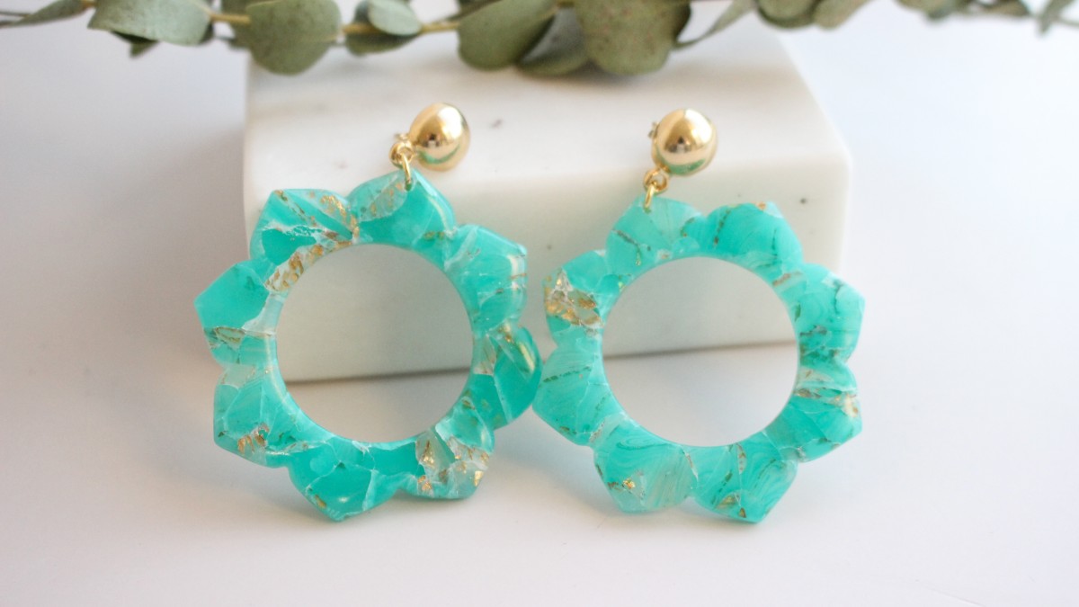 Pendientes de mandala polimérico con efecto piedra