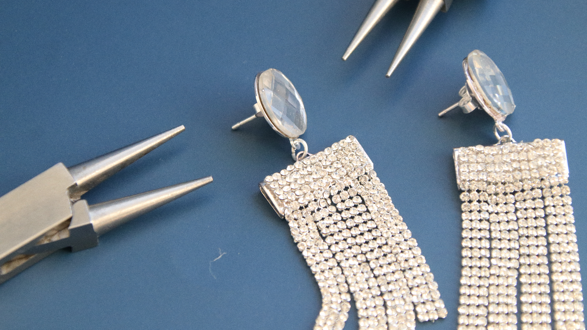 DIY Pendientes de malla con pedrería y cabujones PureCrystal : Paso 5