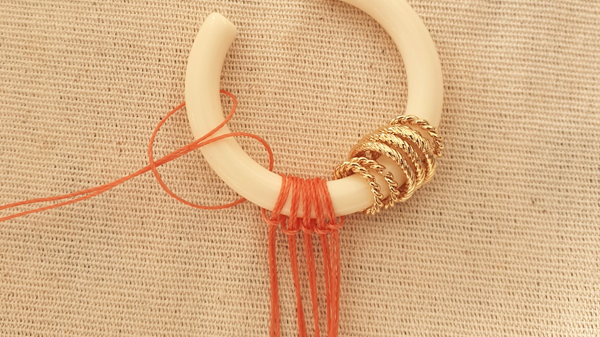 Pendientes colgantes de micro macramé de amazonita : Paso 2 Pendientes colgantes de micro macramé de amazonita : Paso 2