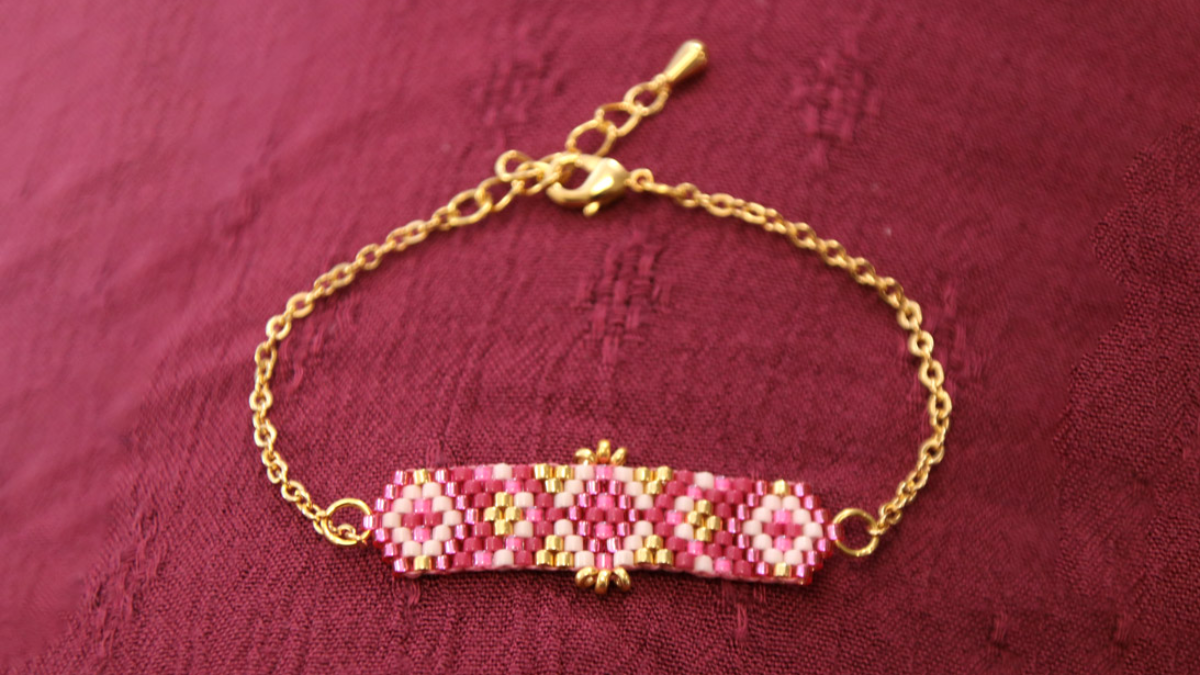 Esquema Mini pulsera de Miyuki en peyote fucsia Esquema Mini pulsera de Miyuki en peyote fucsia