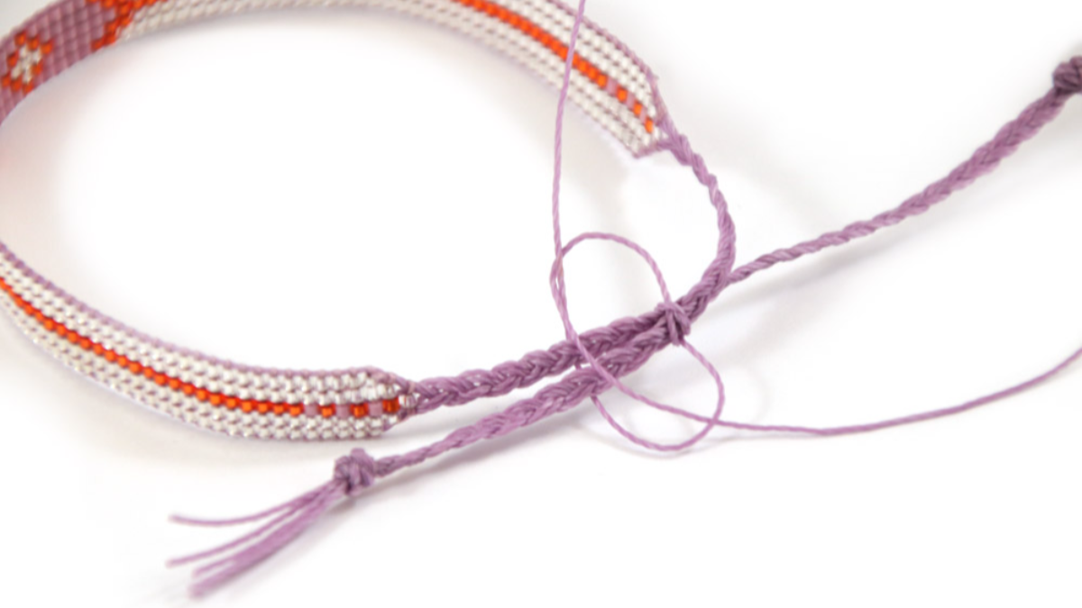 Pulsera en telar Miyuki delicas 15/0 : Paso 10 Pulsera en telar Miyuki delicas 15/0 : Paso 10