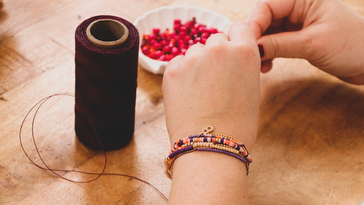 Pulsera de varias vueltas para principiantes con Heishi y Linhasita Pulsera de varias vueltas para principiantes con Heishi y Linhasita