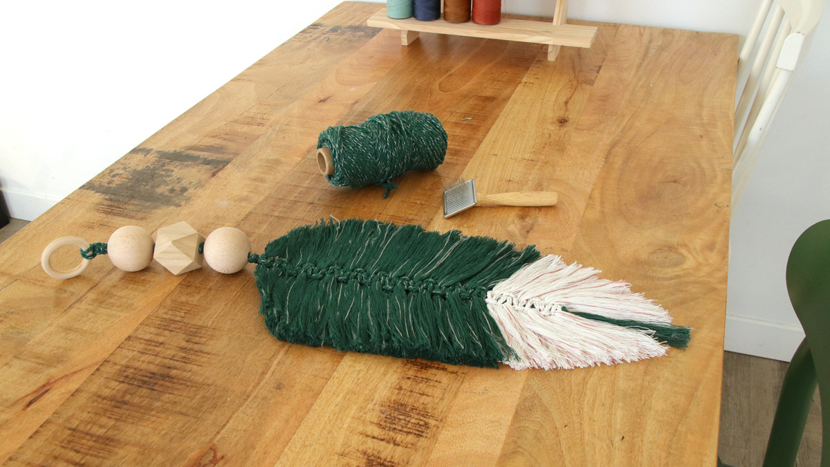 Esquema DIY Pluma de macramé bicolor Esquema DIY Pluma de macramé bicolor