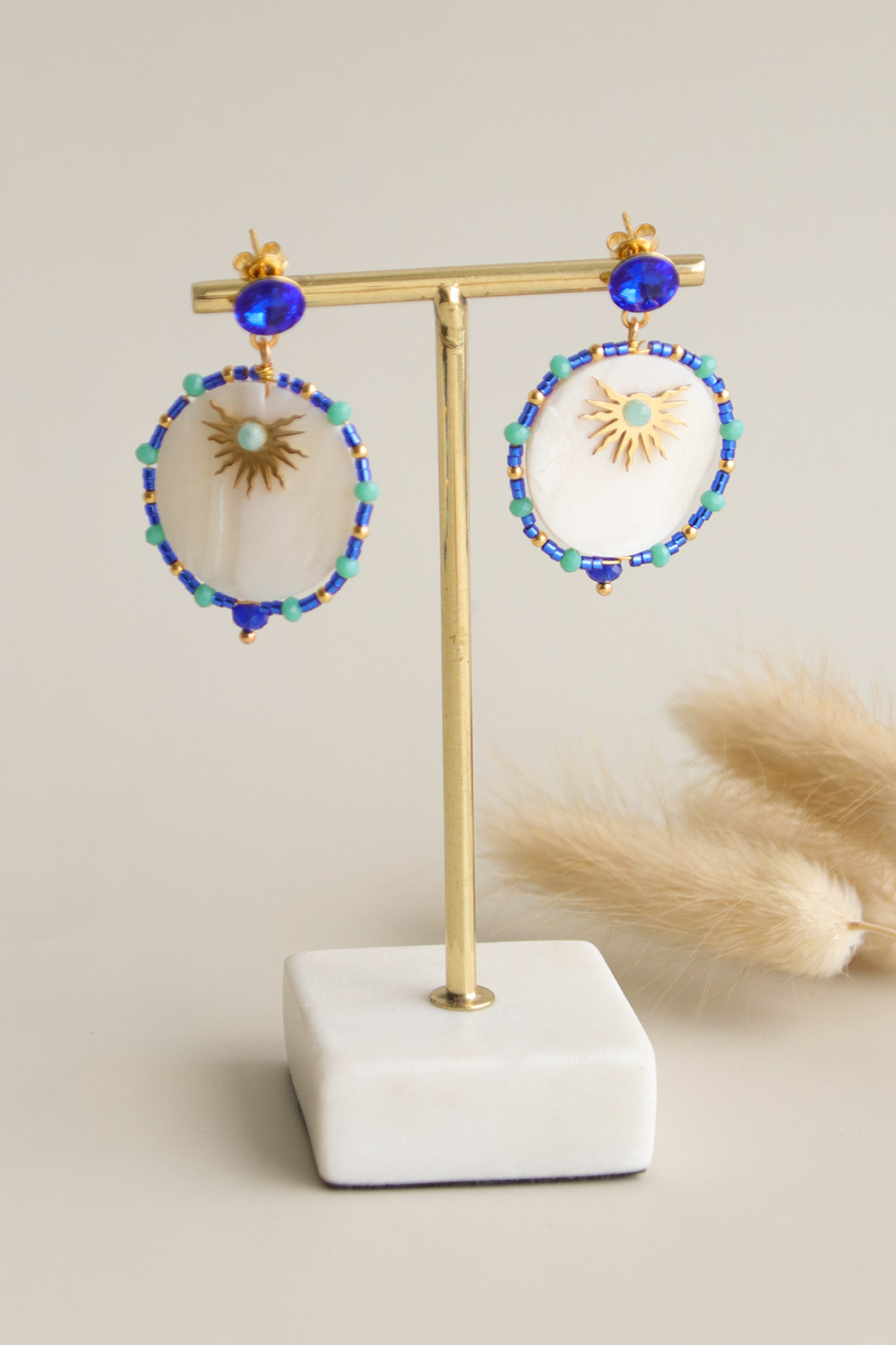 Esquema Pendientes Soleil de perlas azul cobalto y nácar Esquema Pendientes Soleil de perlas azul cobalto y nácar