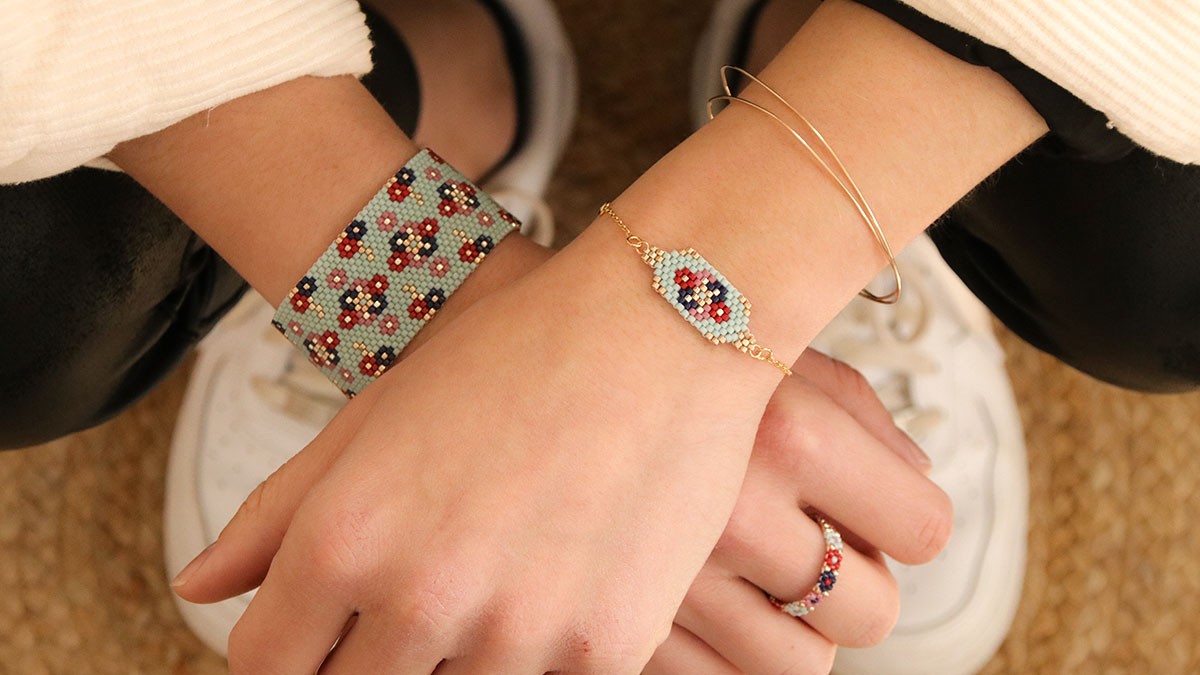 Esquema Patrón de bricolaje y tejido con el juego de cuentas Miyuki 11/0 Royal Mix