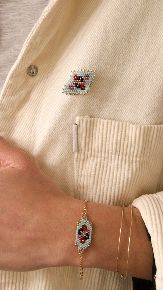 Patrón de bricolaje y tejido con el juego de cuentas Miyuki 11/0 Royal Mix