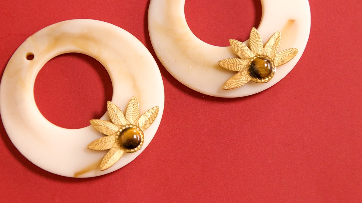 Pendientes de resina y cabujones de piedras preciosas : Paso 5 Pendientes de resina y cabujones de piedras preciosas : Paso 5