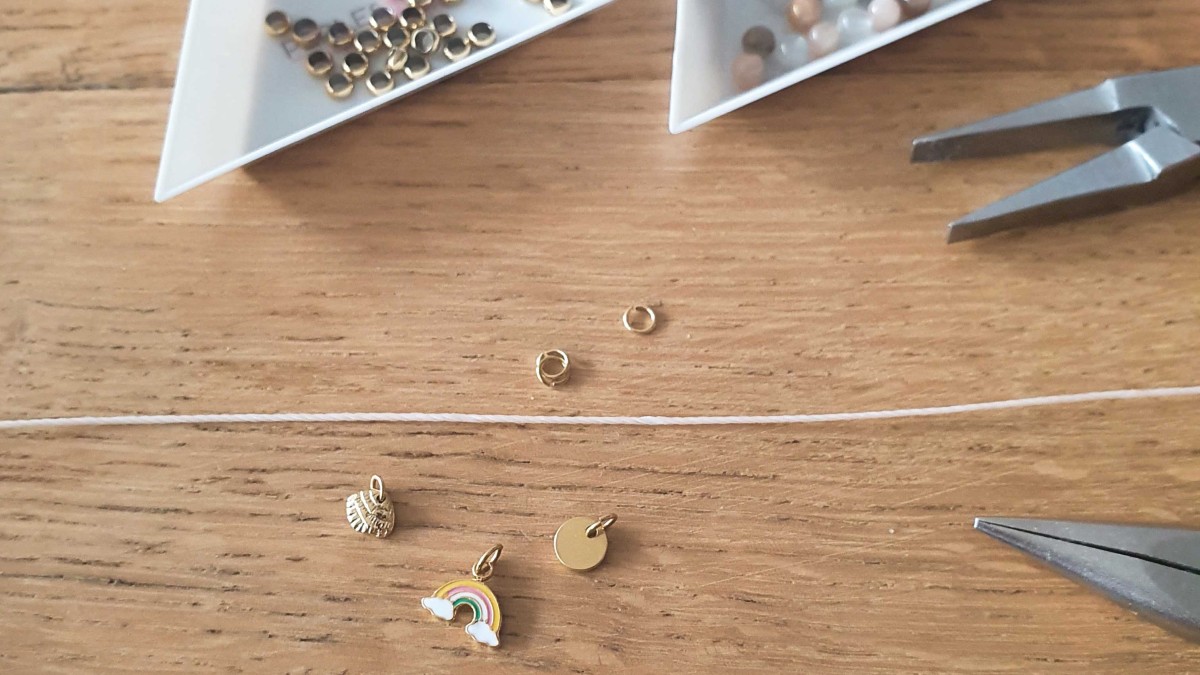 DIY Día de la Madre: Pulsera madre-hija en acero inoxidable y piedras preciosas : Paso 1