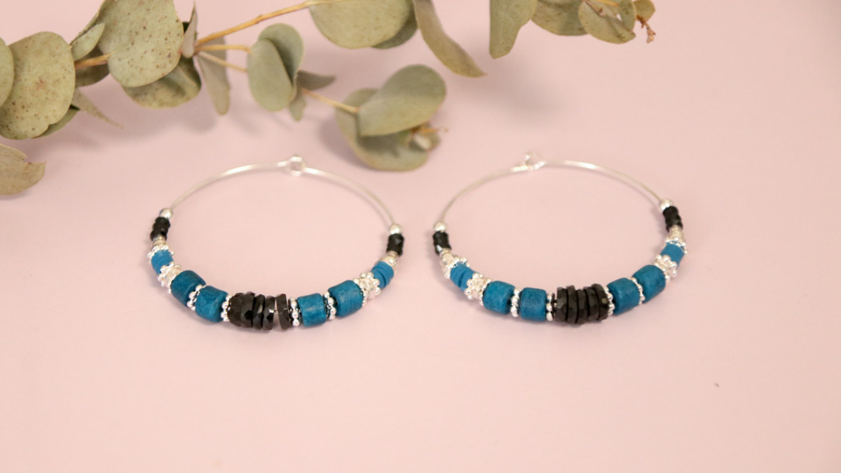 Esquema Pendientes de aro de plata con heishis y cuentas de ónix