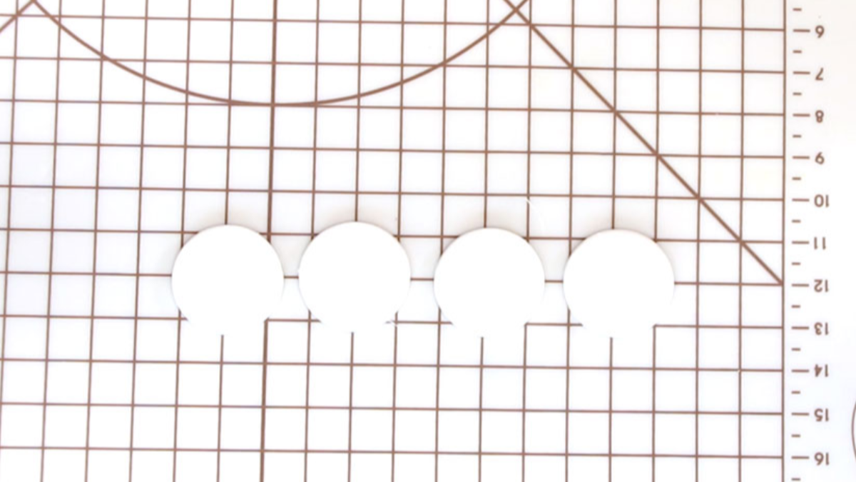 Pendientes de polímero y resina con flores secas de hortensia : Paso 3 Pendientes de polímero y resina con flores secas de hortensia : Paso 3