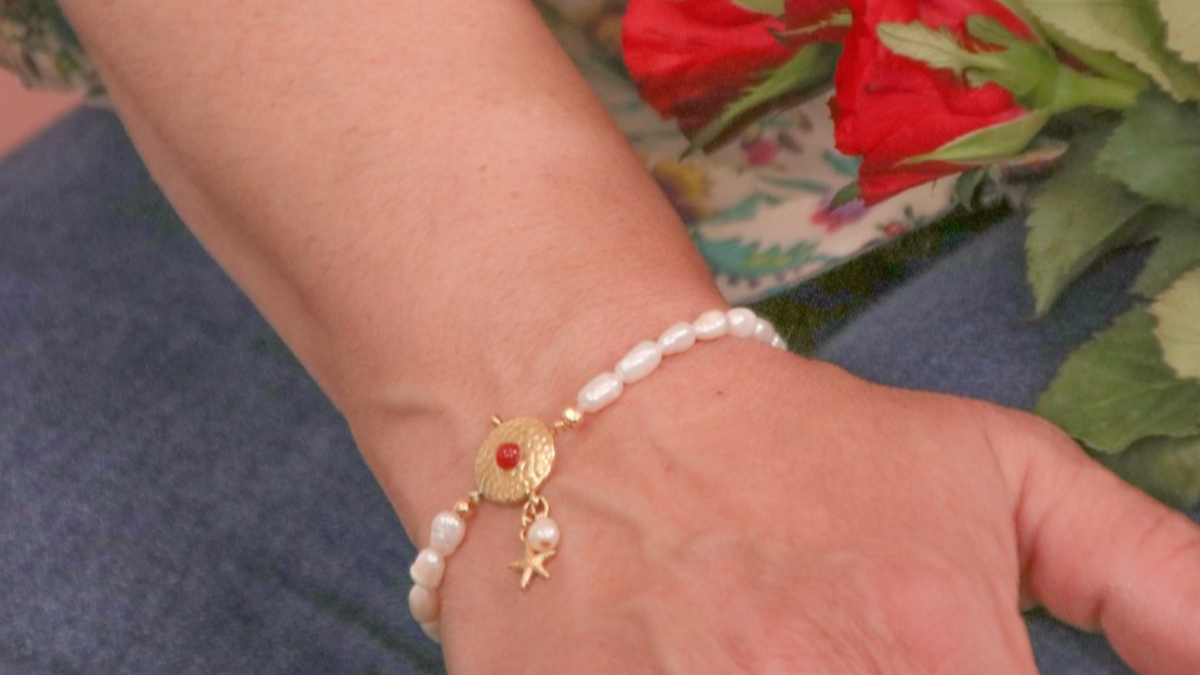 DIY Pulsera de perlas de agua dulce, colgante redondo martillado y colgante de estrella de mar en acero inoxidable DIY Pulsera de perlas de agua dulce, colgante redondo martillado y colgante de estrella de mar en acero inoxidable