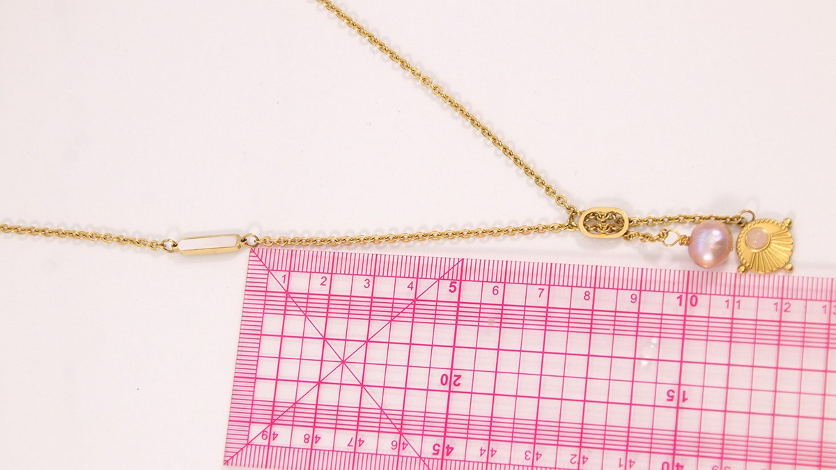 Collar DIY de acero inoxidable y perlas de agua dulce : Paso 3