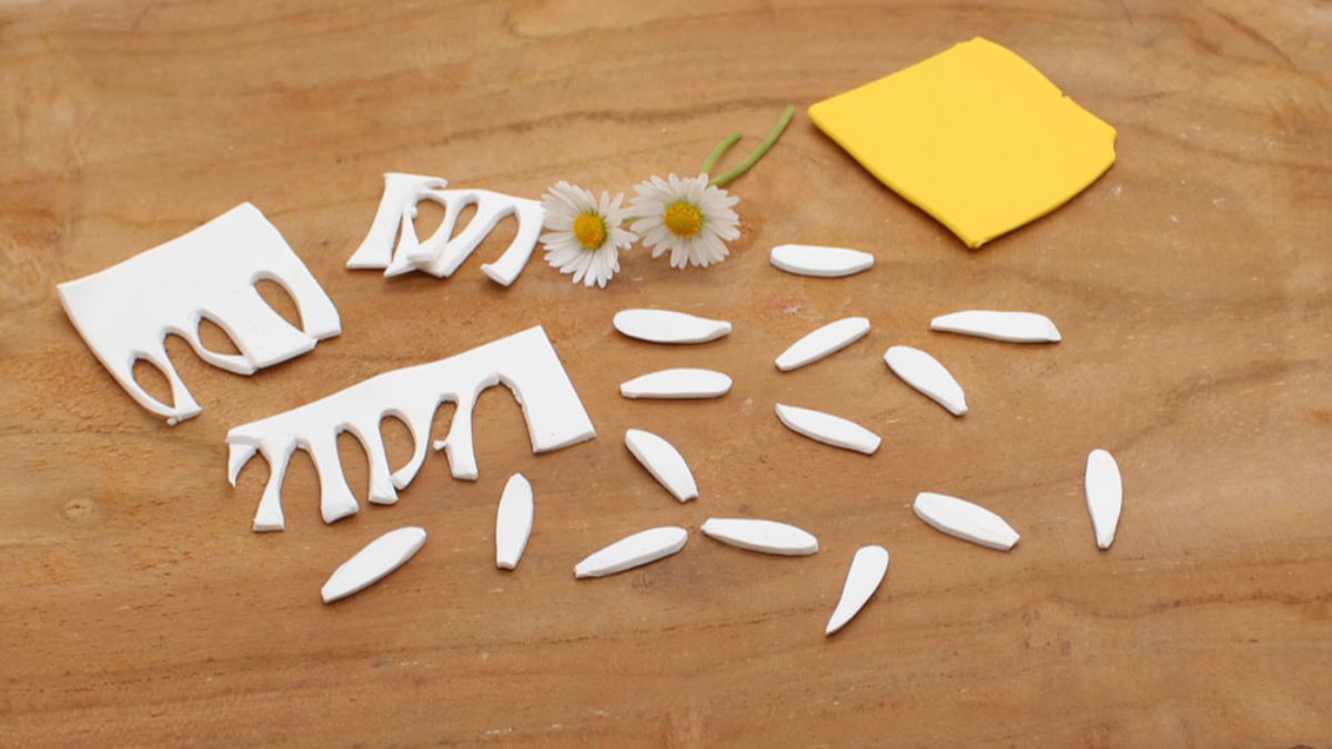 Pendientes flores de margarita en arcilla Fimo : Paso 2 Pendientes flores de margarita en arcilla Fimo : Paso 2