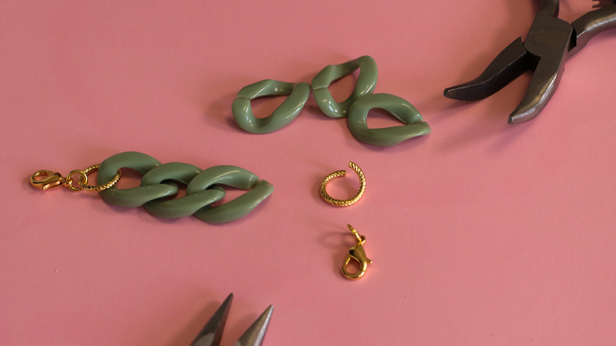 Joya telefónica con remache : Paso 6