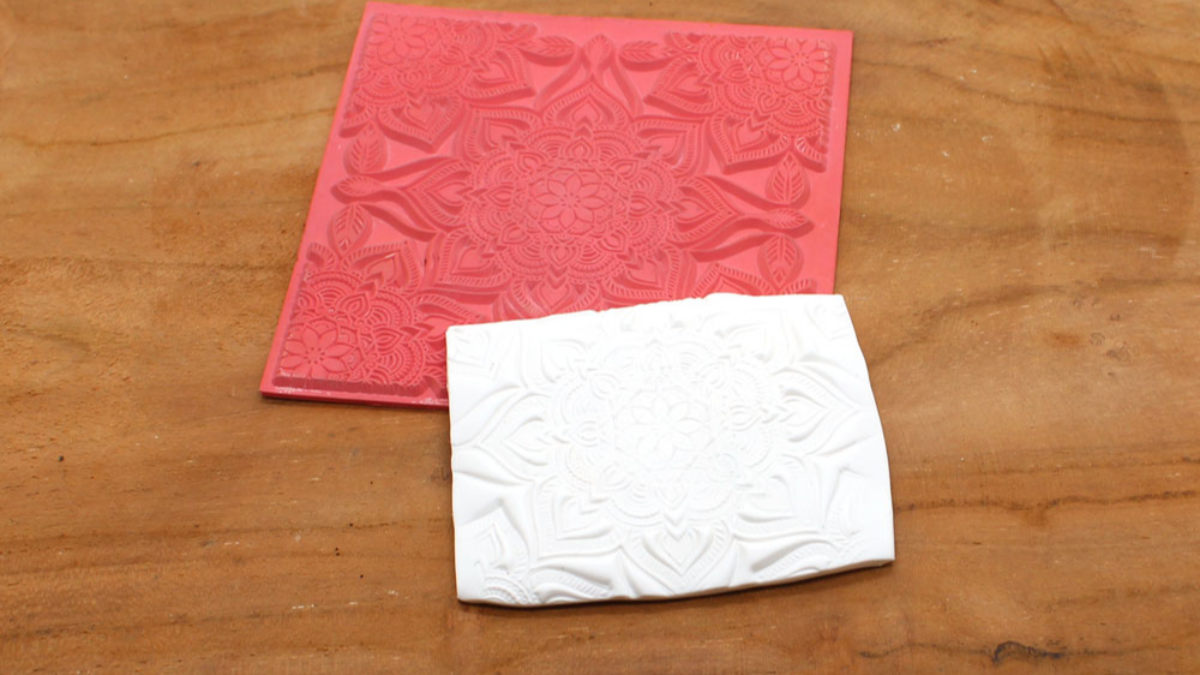 Colgante de mandala polimérico con engaste de plata : Paso 2