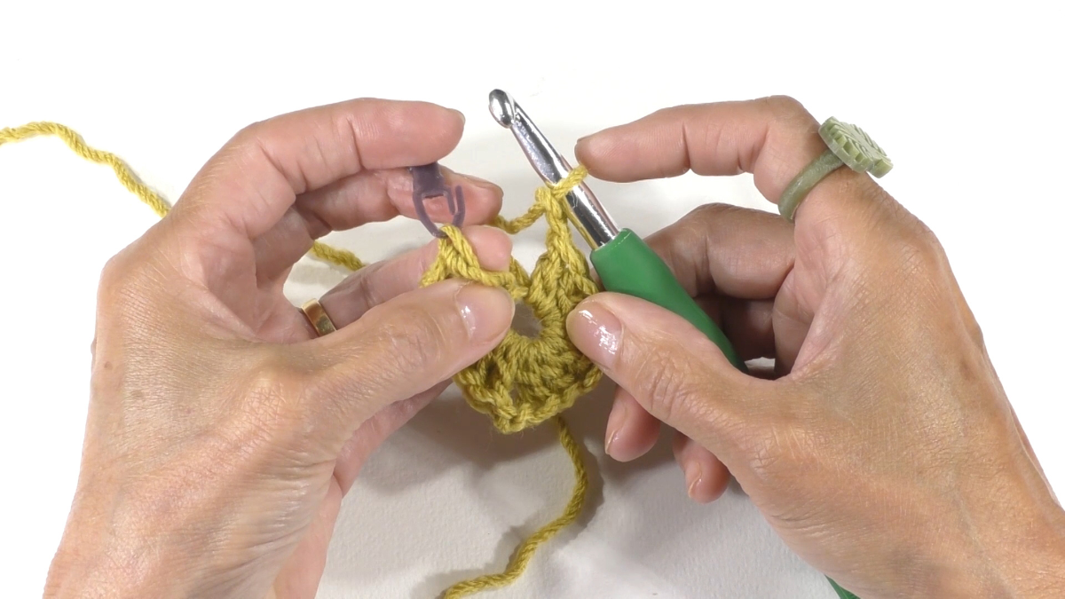 DIY Granny Bag con hilo de algodón reciclado Nova Vita : Paso 3