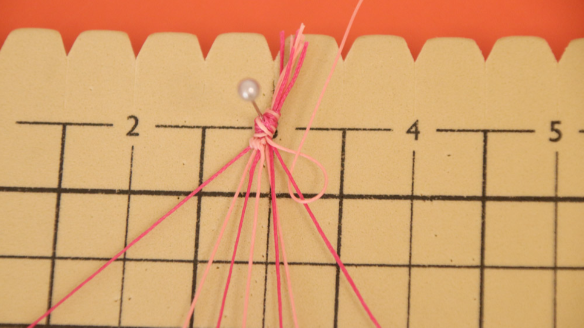 Criollos con brazalete brasileño Corazón en cuerdas Slam : Paso 8 Criollos con brazalete brasileño Corazón en cuerdas Slam : Paso 8