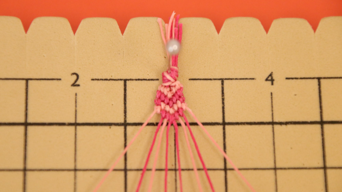 Criollos con brazalete brasileño Corazón en cuerdas Slam : Paso 21 Criollos con brazalete brasileño Corazón en cuerdas Slam : Paso 21