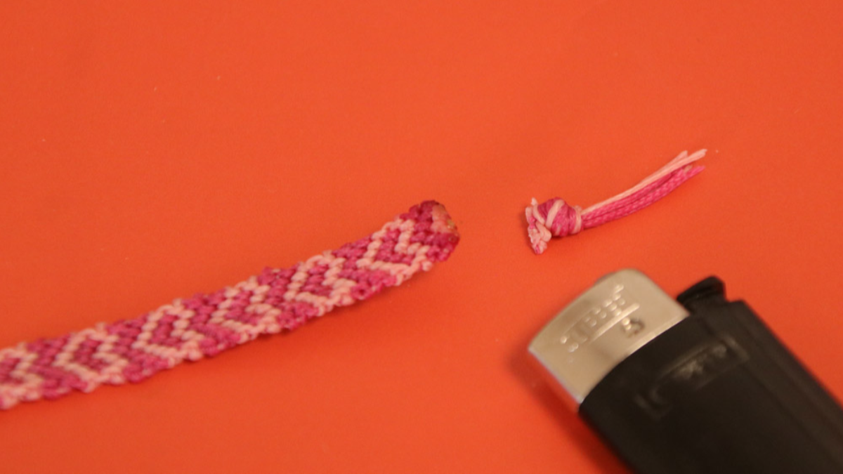 Criollos con brazalete brasileño Corazón en cuerdas Slam : Paso 26 Criollos con brazalete brasileño Corazón en cuerdas Slam : Paso 26