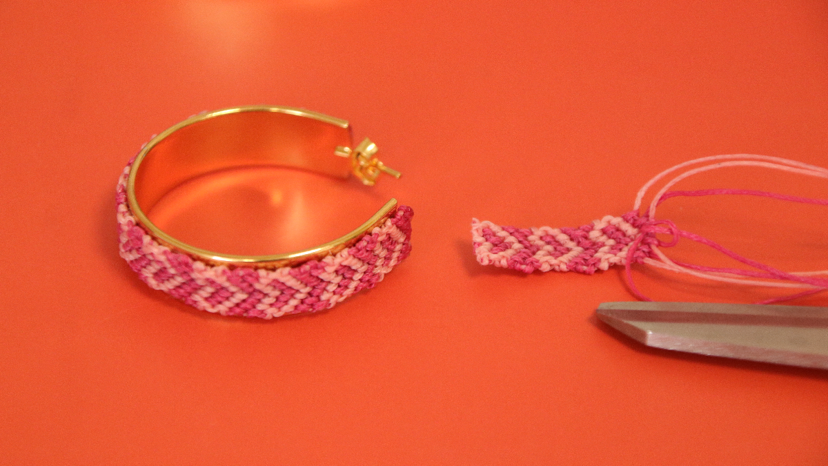 Criollos con brazalete brasileño Corazón en cuerdas Slam : Paso 28 Criollos con brazalete brasileño Corazón en cuerdas Slam : Paso 28