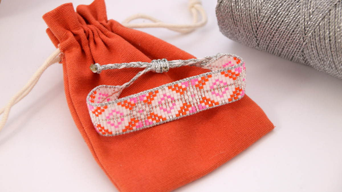 Tuto Bracelet Miyuki noeud coulissant tissage au métier à tisser Tuto Bracelet Miyuki noeud coulissant tissage au métier à tisser