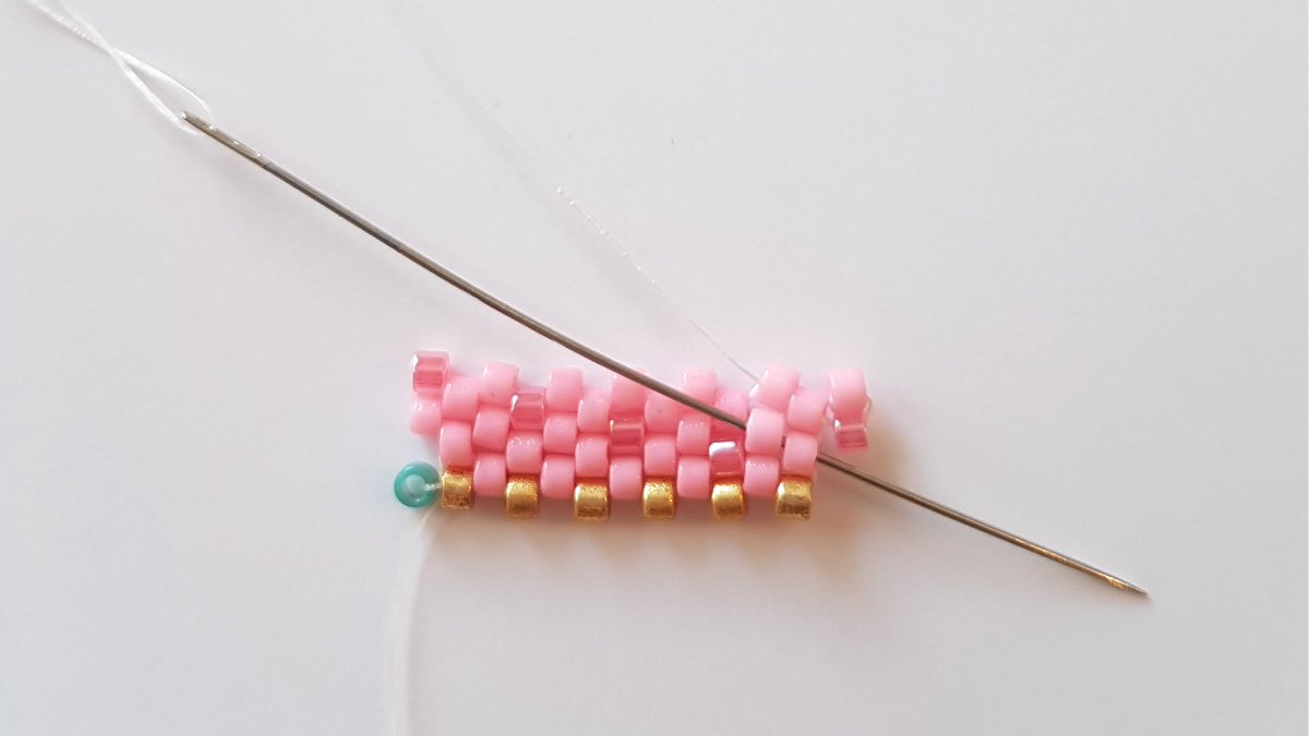 Delica Miyuki peyote perla tejer diagrama de hielo : Paso 10