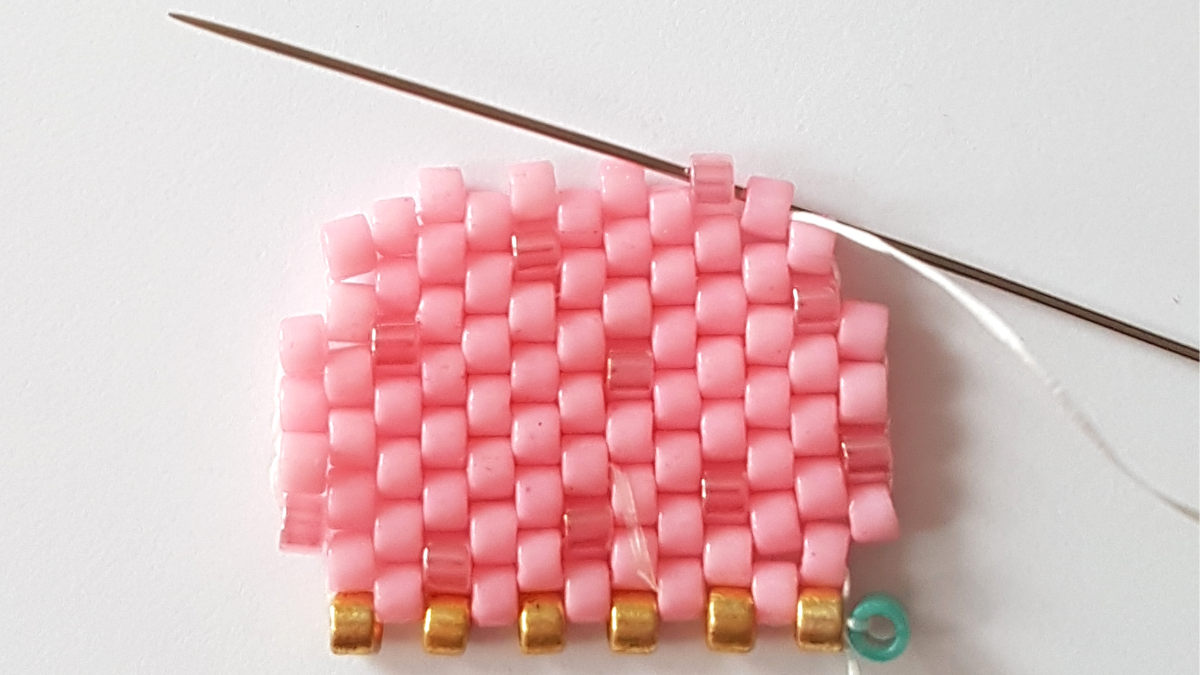 Delica Miyuki peyote perla tejer diagrama de hielo : Paso 16