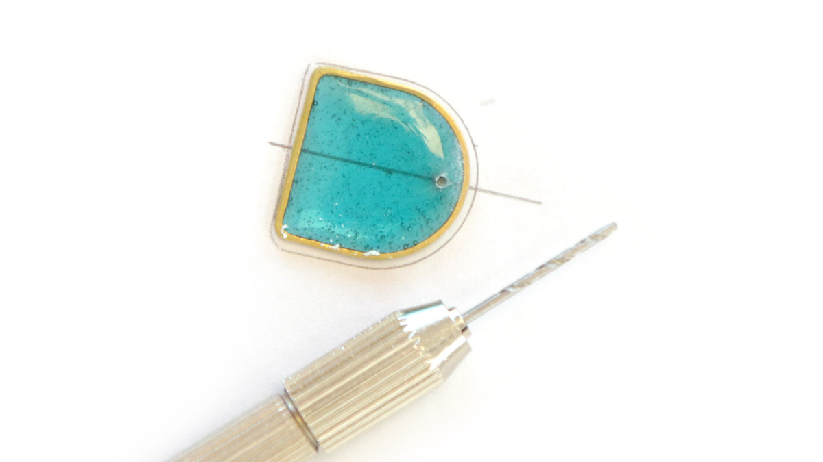 Pendientes de resina con LEDs UV Tutorial del efecto Vitrail : Paso 3 Pendientes de resina con LEDs UV Tutorial del efecto Vitrail : Paso 3