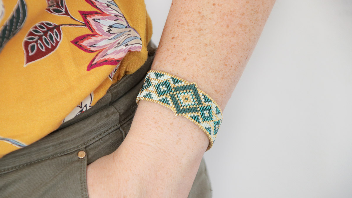 Esquema Pulsera de telar Miyuki delica con cuentas con diseño de diamantes Esquema Pulsera de telar Miyuki delica con cuentas con diseño de diamantes