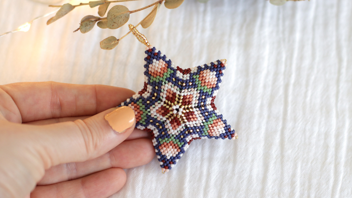 Tabla de estrellas Miyuki 3D en Peyote Circular