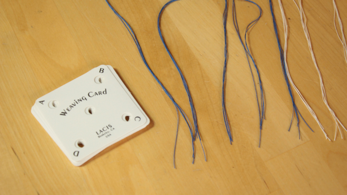 DIY Pulsera para principiantes para tejer tarjetas : Paso 1