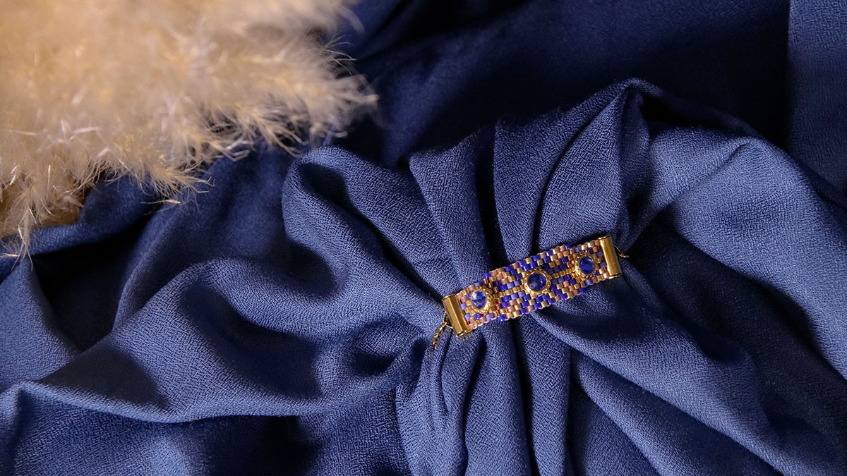 DIY Pulsera de tejido de peyote y cristal puro DIY Pulsera de tejido de peyote y cristal puro