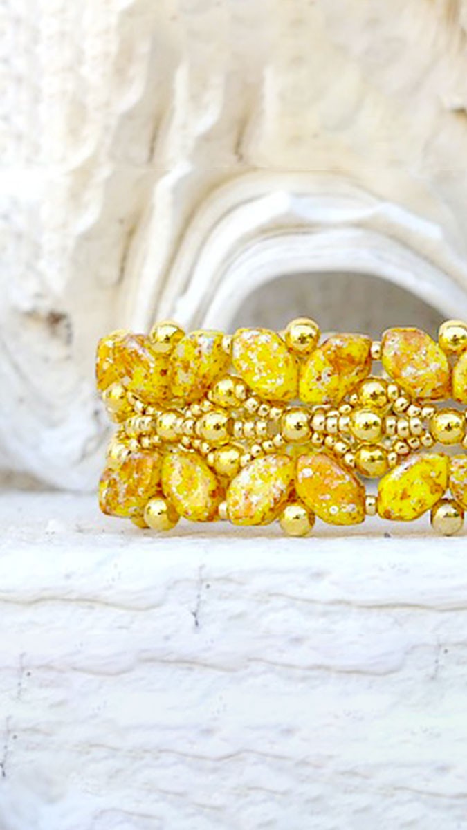 Esquema Pulsera DIY con cuentas de Paros y Arcos por Puca Esquema Pulsera DIY con cuentas de Paros y Arcos por Puca