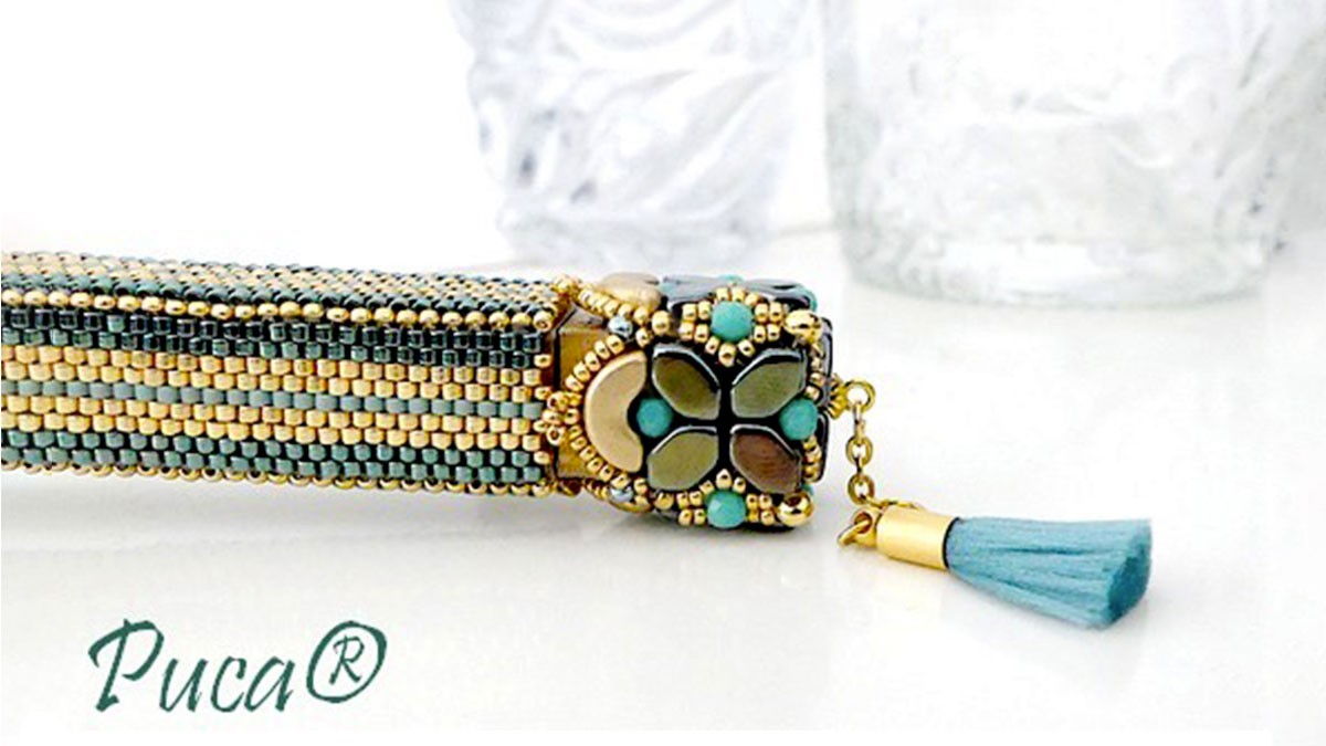 Estuche de agujas de Paros, Tinos y Arcos de Puca