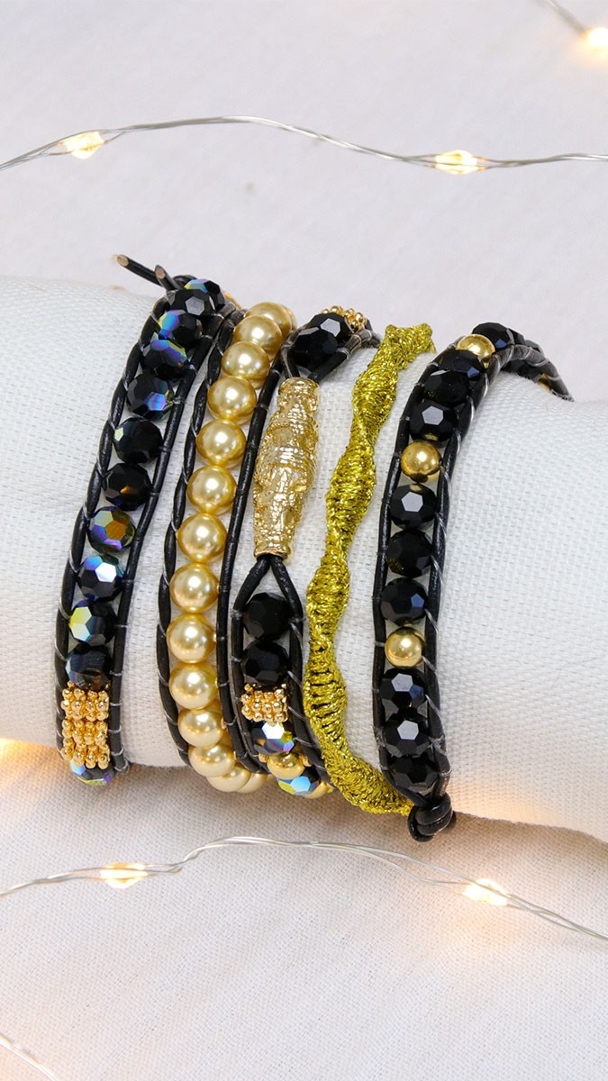 Pulsera de 5 vueltas y macramé con purecristal, miyukis, lazo dorado y separadores