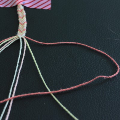 Tutorial de la pulsera de espiga : Paso 3 Tutorial de la pulsera de espiga : Paso 3