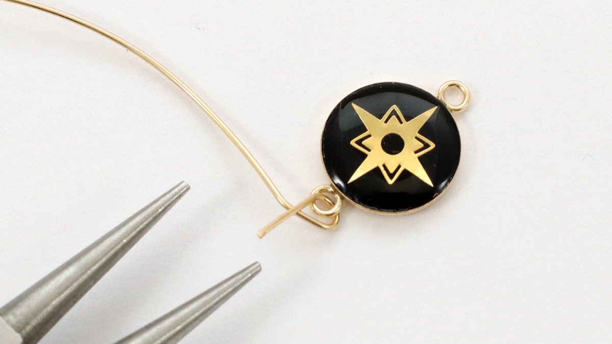 Pulsera Tuto Gold Filled de resina negra opaca : Paso 5