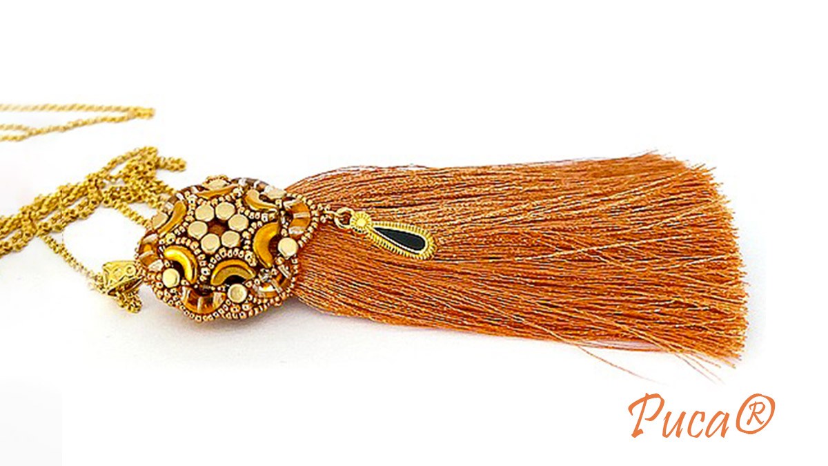 Pompón de maloya con abalorios Arcos de Puca® tutorial Pompón de maloya con abalorios Arcos de Puca® tutorial