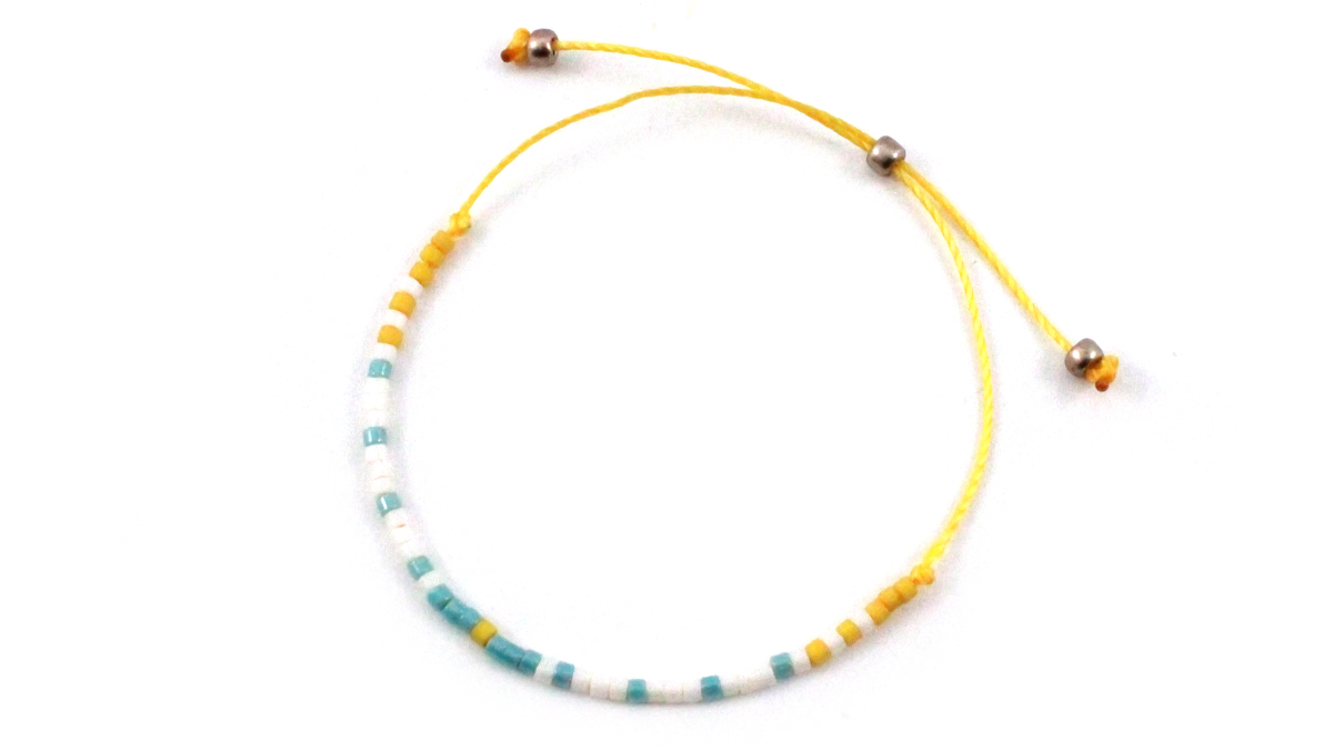 3 Pulseras Miyuki de punto de ladrillo y macramé : Paso 18