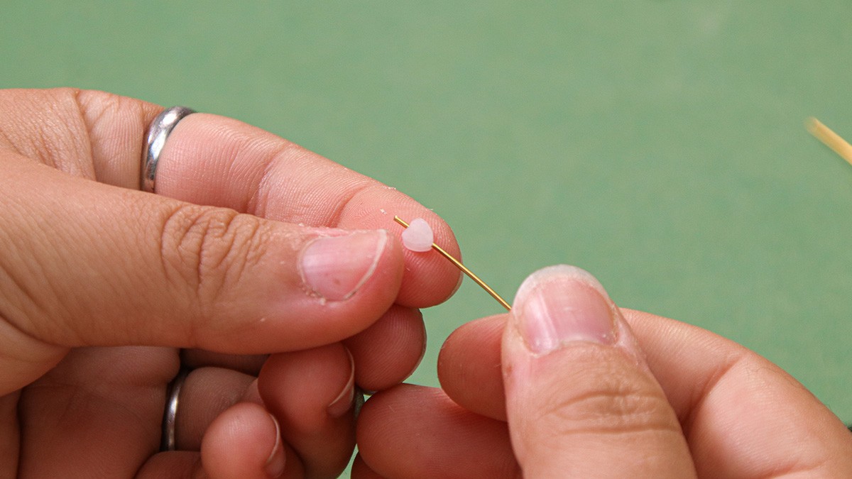 Tutorial fácil, pendientes de piedras preciosas de cuarzo desparejadas : Paso 8