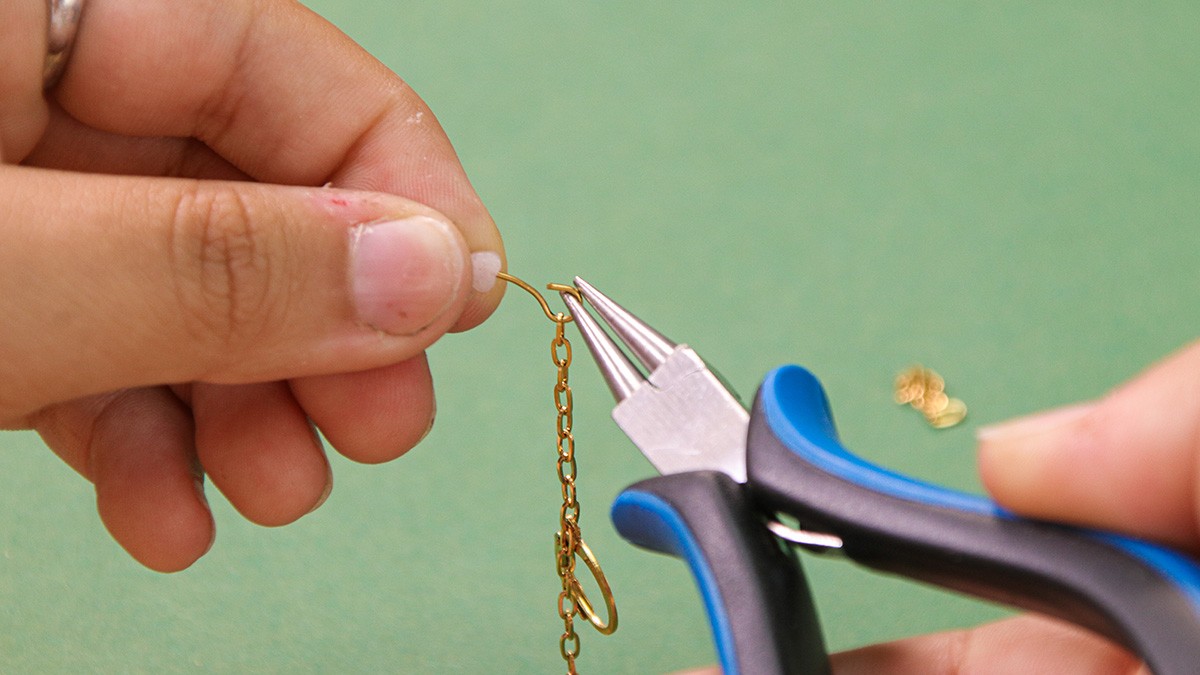 Tutorial fácil, pendientes de piedras preciosas de cuarzo desparejadas : Paso 9