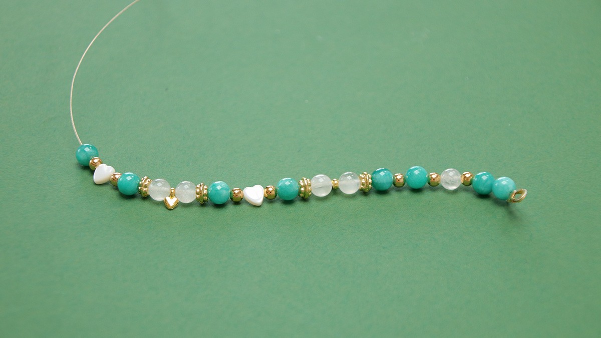 Jade tintado y piedra lunar joya de teléfono : Paso 4 Jade tintado y piedra lunar joya de teléfono : Paso 4