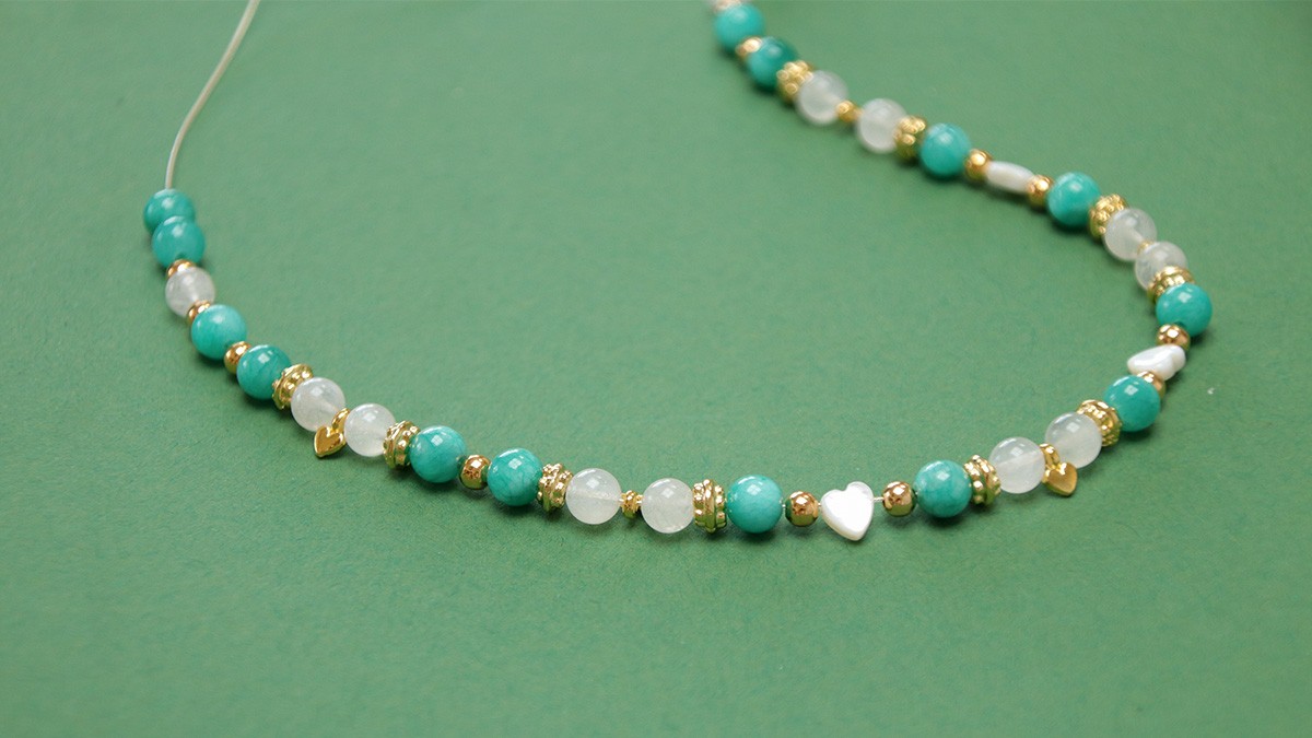 Jade tintado y piedra lunar joya de teléfono : Paso 5 Jade tintado y piedra lunar joya de teléfono : Paso 5