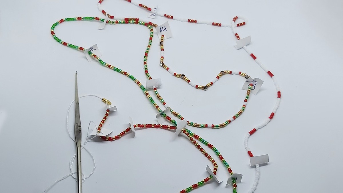 Adorno navideño de ganchillo en forma de espiral : Paso 1